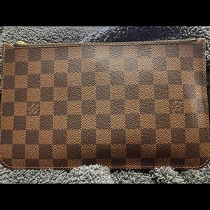 Louis Vuitton Damier Ebene Neverfull Wristlet